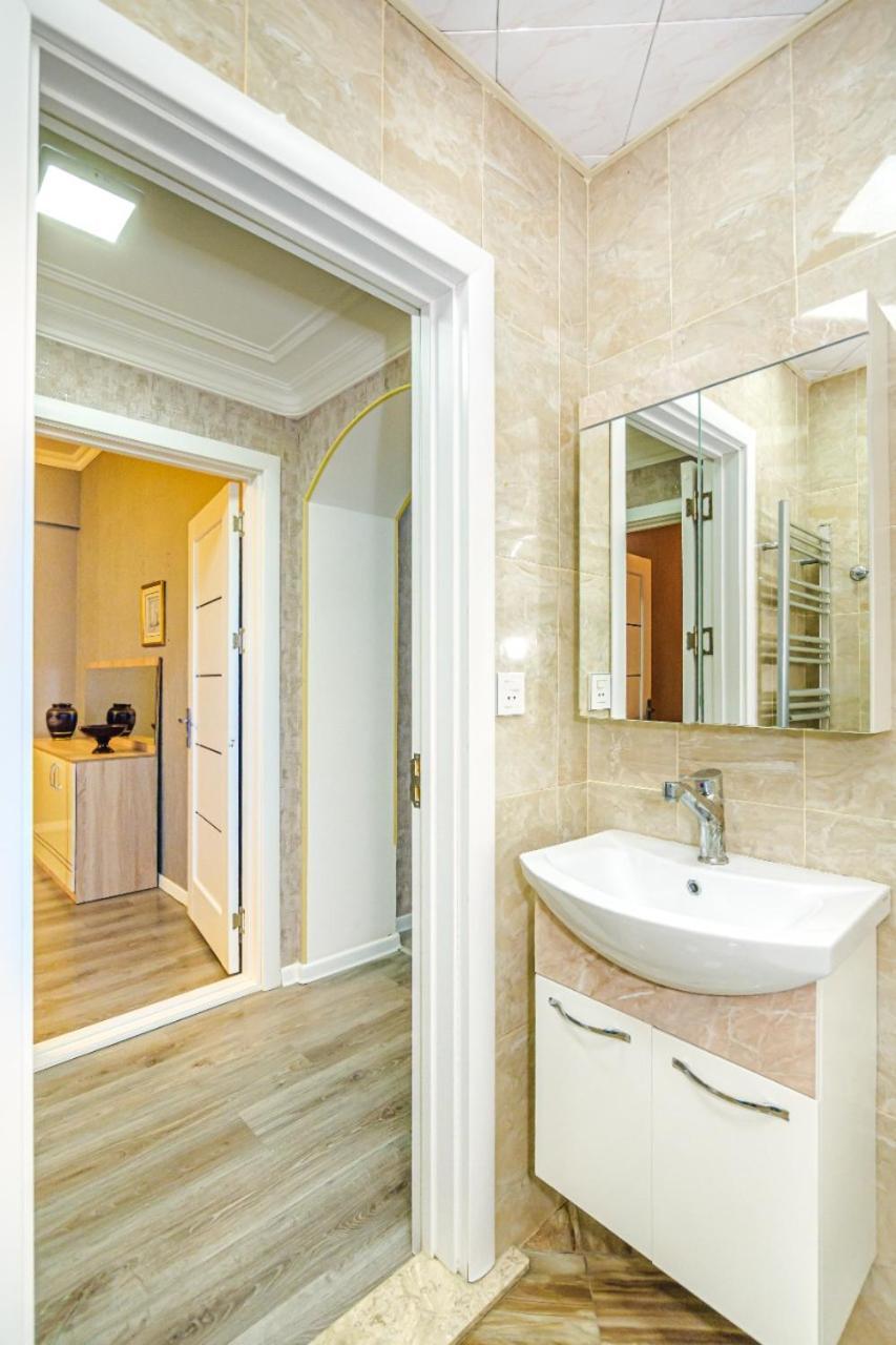 M Estate 1 Room Targovu Baku Exterior foto